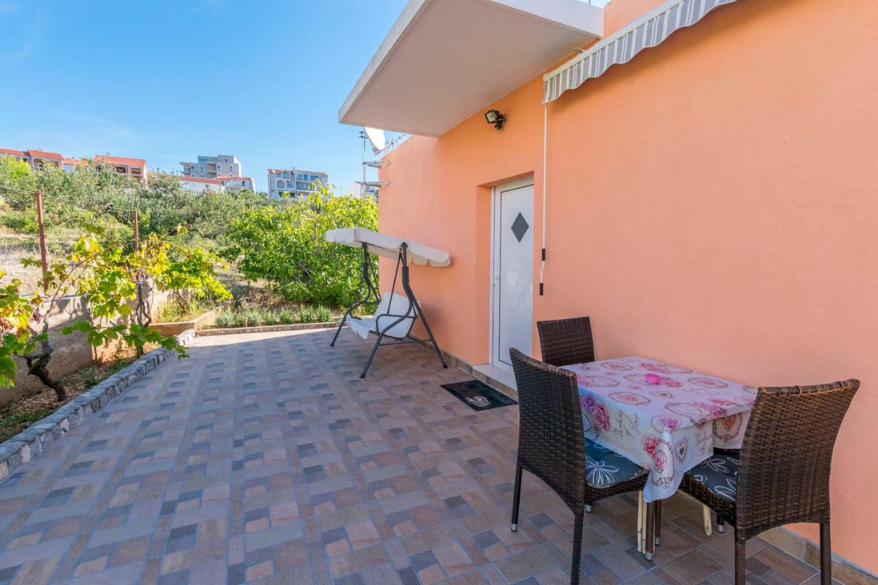 Apartments Zmika Primosten Phòng bức ảnh