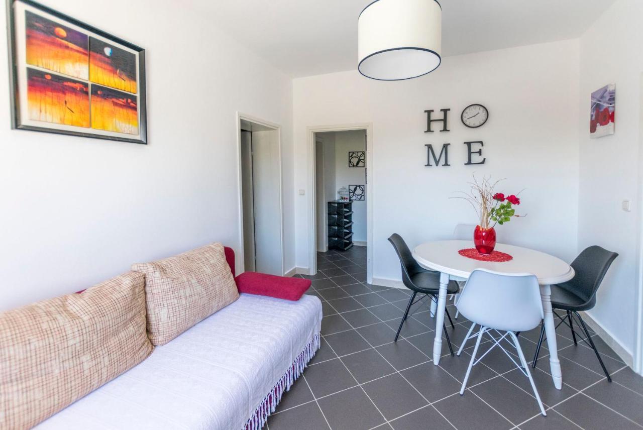 Apartments Zmika Primosten Ngoại thất bức ảnh
