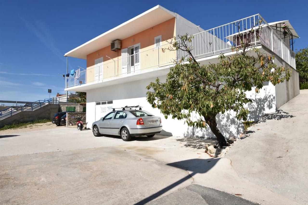 Apartments Zmika Primosten Ngoại thất bức ảnh