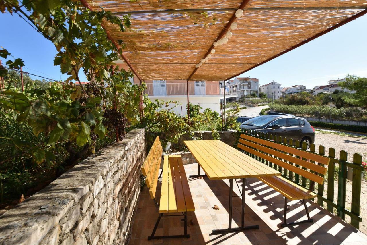 Apartments Zmika Primosten Ngoại thất bức ảnh