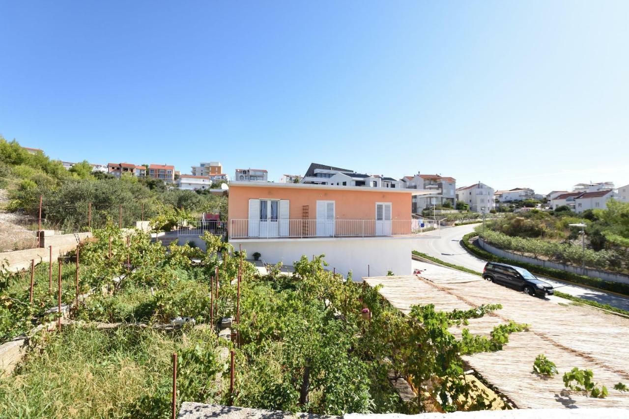 Apartments Zmika Primosten Ngoại thất bức ảnh