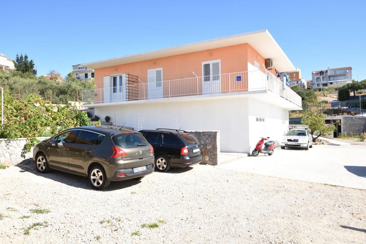 Apartments Zmika Primosten Ngoại thất bức ảnh